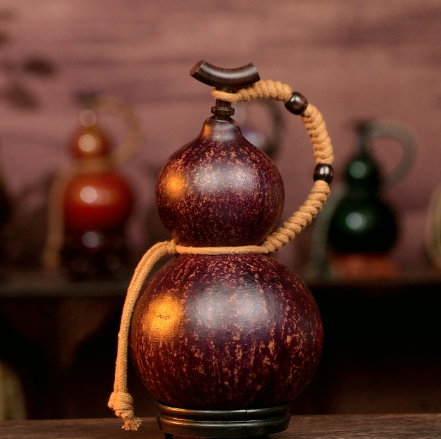 Purple Urushi-Lined Gourd Bottle Dyed with Traditional Chinese Herbal Decoction 3
