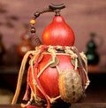 Red Handcrafted Urushi Wine Gourd with Tortoiseshell Wealth Symbol & Net Carrier